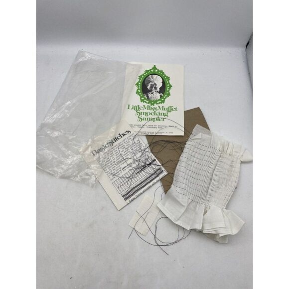 Vintage Little Miss Muffet Smocking Sampler Used 1975 As Seen - Picture 9 of 11